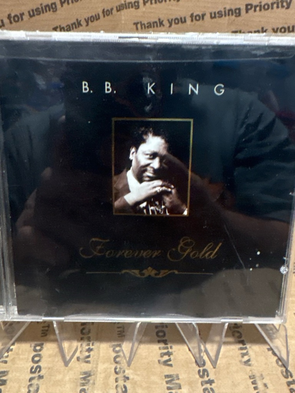 B.B.King 
Forever Gold CD - Black and Gold
